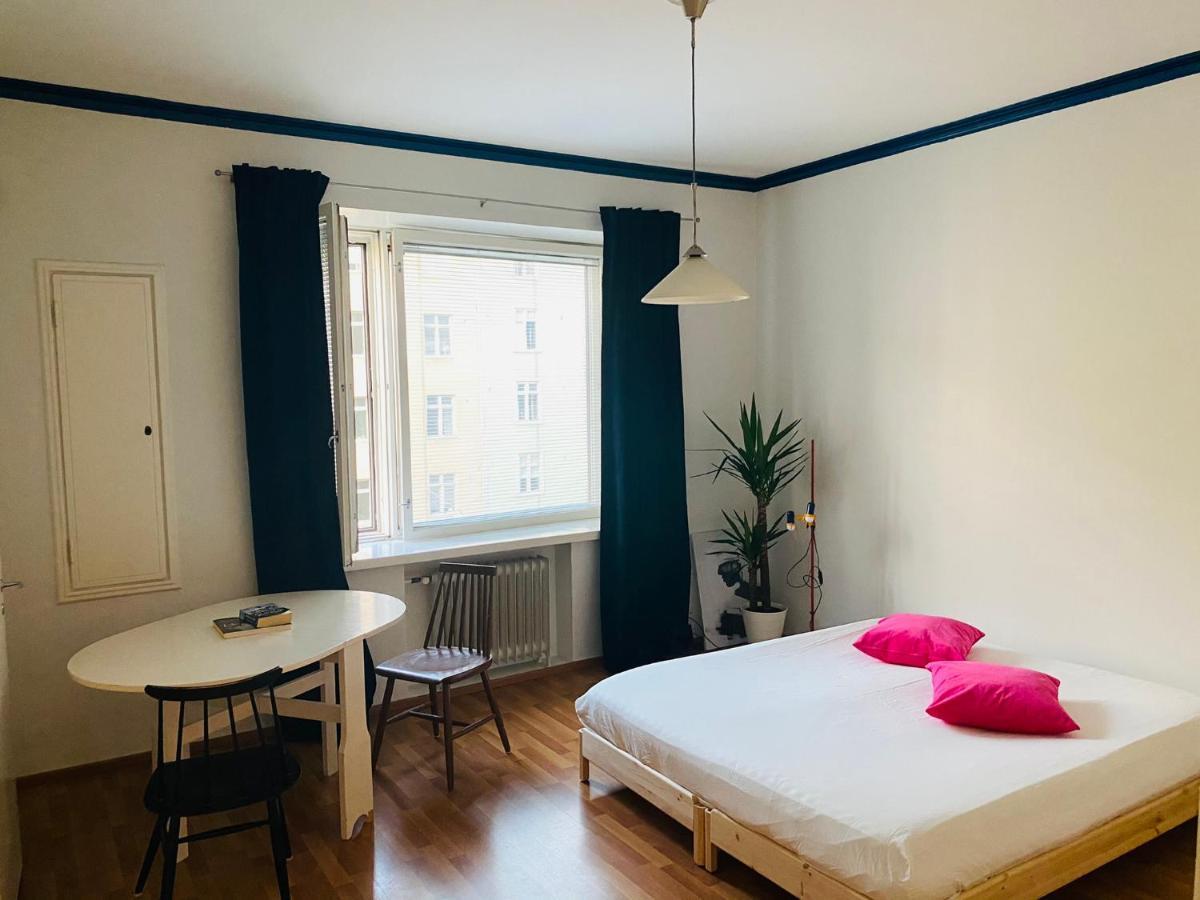 Respectful And Peaceful With Two Bedrooms Helsinki Bagian luar foto